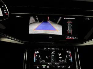 Audi Q8 50 TDI Black Edition quattro tiptronic | 1.Hand |