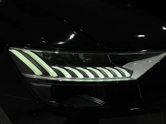 Audi Q8 50 TDI Black Edition quattro tiptronic | 1.Hand |