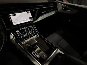 Audi Q8 50 TDI Black Edition quattro tiptronic | 1.Hand |