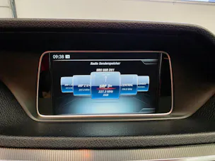 Mercedes-Benz E 220 BlueTEC Avantgarde Sport-Paket 4Matic 7G-Tronic