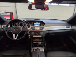 Mercedes-Benz E 220 BlueTEC Avantgarde Sport-Paket 4Matic 7G-Tronic