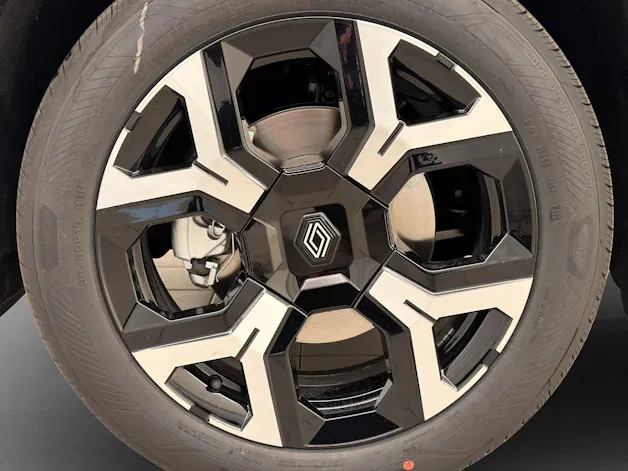 Renault R4 E-Tech Comfort Range techno