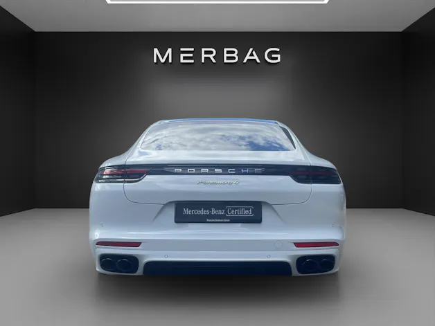Porsche Panamera 4 E-Hybrid PDK