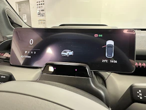 https://vehicle.imgix.net/4315673/f5e2d5db-9ac8-423a-a898-90adcf63f35a.jpg