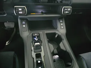 Suzuki Across 2.5 PHEV Compact Top 4x4