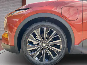 Toyota C-HR+ Premium AWD