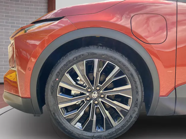 Toyota C-HR+ Premium AWD