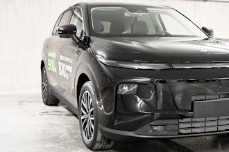 https://vehicle.imgix.net/4315702/27500605-7cac-4220-a286-f4e9008de2f8.jpg