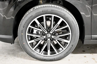 https://vehicle.imgix.net/4315702/527b1c89-0c44-4971-9324-e8008be275db.jpg