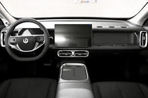 Fahrzeugbild LEAPMOTOR B10 1.5 Hybrid EV