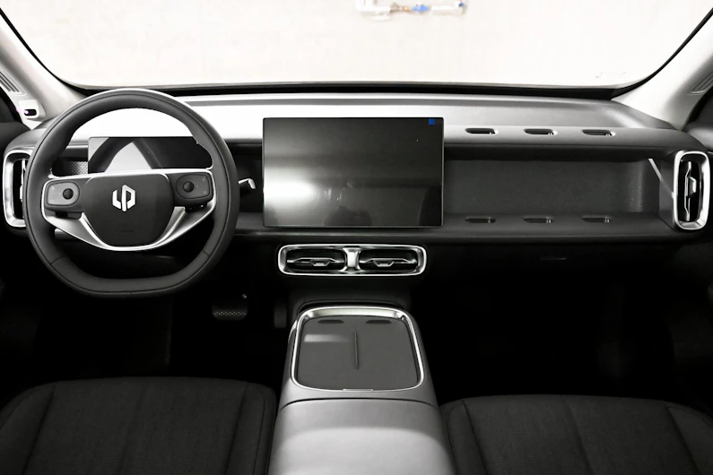 Fahrzeugbild LEAPMOTOR B10