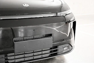 https://vehicle.imgix.net/4315702/ba459eec-f66c-42fd-beee-26fd10d4f602.jpg