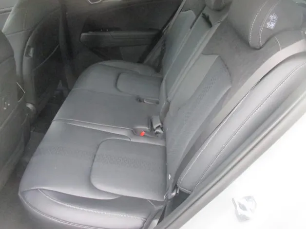Kia Sportage 1.6 T-GDi Hybrid Black Edition