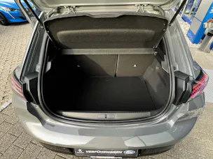 Peugeot 208 1.2 Hybrid GT
