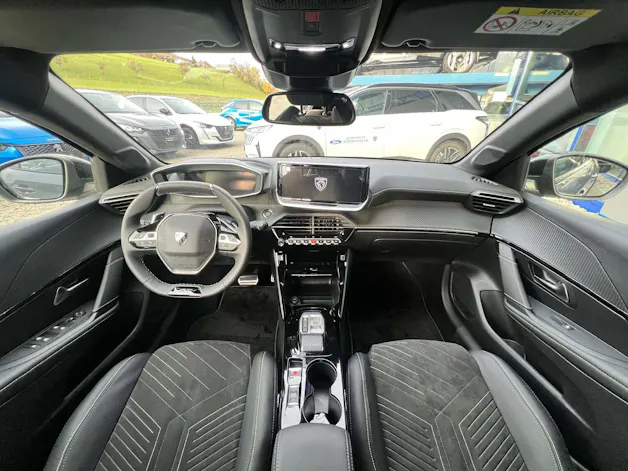 Peugeot 208 1.2 Hybrid GT