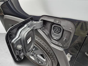https://vehicle.imgix.net/4315750/bf21ec47-db6f-4bd6-99bb-0f14055d7c03.jpg