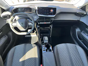Peugeot 208 1.2 Hybrid Allure Premium