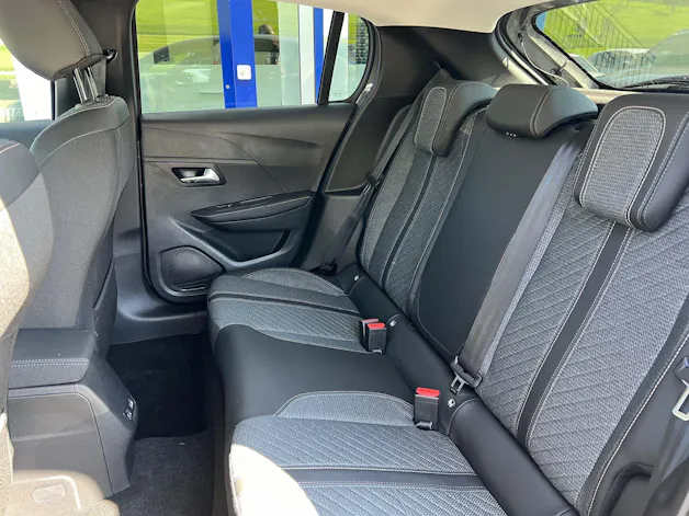 Peugeot 208 1.2 Hybrid Allure Premium