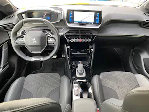 Peugeot 208 1.2 Hybrid 145 GT