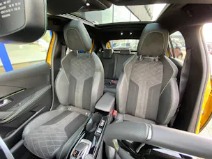 Peugeot 208 1.2 Hybrid 145 GT