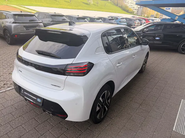 Peugeot 208 1.2 Hybrid 145 Allure