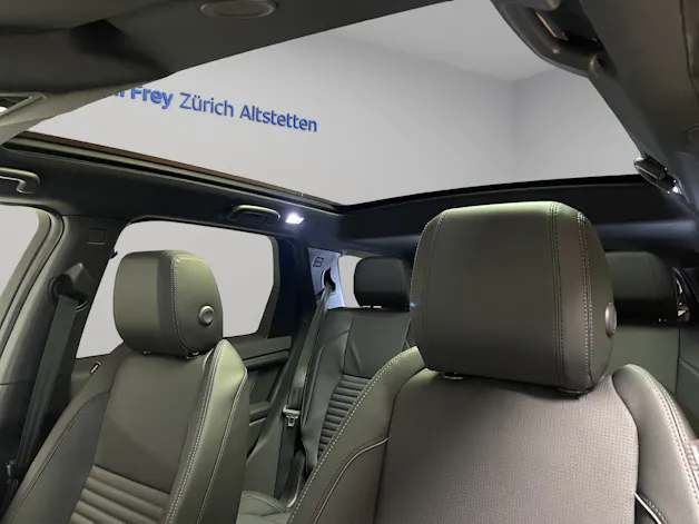 Land Rover Discovery Sport 1.5 T 270e Landmark (Plug-in Hybrid)