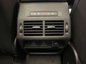 https://vehicle.imgix.net/4315818/777fa41e-549f-4628-9ff9-f68b5f194706.jpg