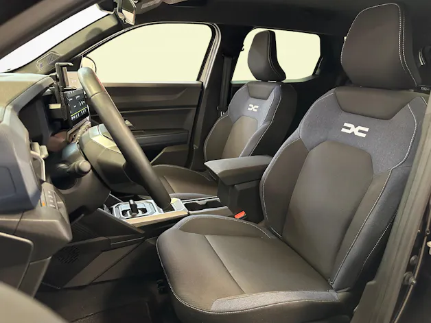 Dacia Duster 1.6 Hybrid Journey