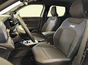 Fahrzeugbild DACIA Duster 1.6 Hybrid Journey