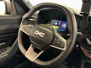 https://vehicle.imgix.net/4315838/80a880e3-3add-41f9-8e4e-59e07708fd1d.jpg