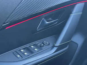 Peugeot 208 1.2 Hybrid 145 GT