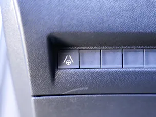 Peugeot 2008 1.2 Hybrid 145 GT