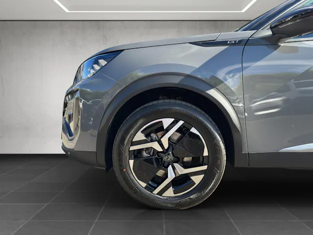 Peugeot 2008 1.2 Hybrid 145 GT