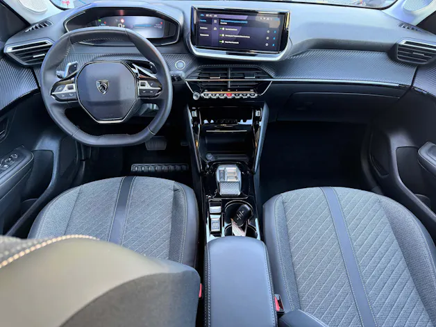Peugeot 208 1.2 Hybrid 145 Allure