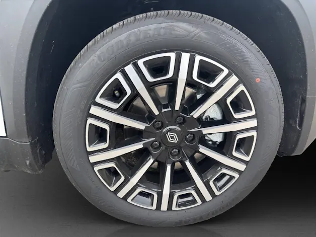 Renault R4 E-Tech Comfort Range iconic