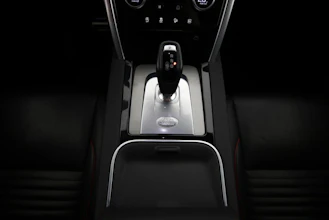 https://vehicle.imgix.net/4315873/3c38de57-6013-486c-b290-2ca65d0599d6.jpg