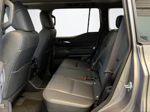 Toyota Land Cruiser 2.8 D 48V Invincible