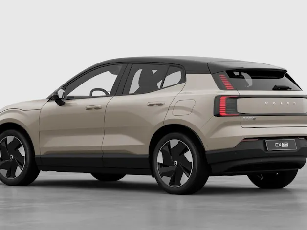 VOLVO EX30 P8 Ultra AWD