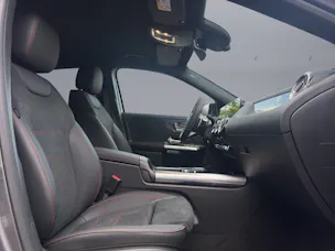 Mercedes-Benz GLA 250 Swiss Star AMG Line 4matic