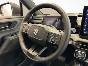 https://vehicle.imgix.net/4315945/c27aee97-c749-47eb-bff5-a3323a374151.jpg