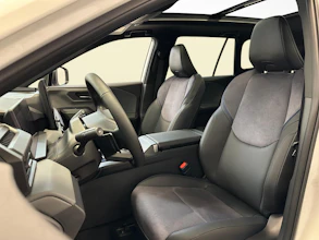 https://vehicle.imgix.net/4315945/e6f7e8d7-5e9a-44d4-b929-c4a663594170.jpg
