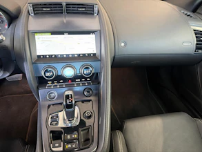 https://vehicle.imgix.net/4315975/ebb3ffc8-9d19-43d6-b0e9-cb5584bb4c13.jpg