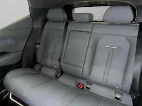 https://vehicle.imgix.net/4315978/e2dddc31-1561-40a4-b05f-cd90bba6acc4.jpg