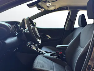 Toyota Yaris 1.5 VVT-i HSD Trend