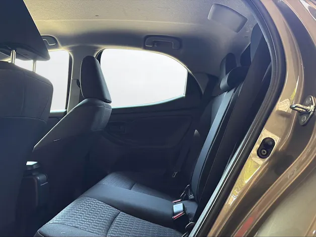 Toyota Yaris 1.5 VVT-i HSD Trend