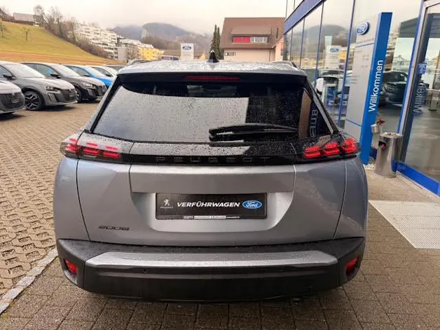 Peugeot 2008 1.2 PureTech Allure