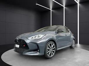 Toyota Yaris 1.5 VVT-i HSD GR Sport