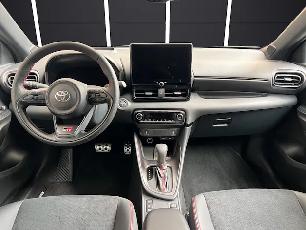 Toyota Yaris 1.5 VVT-i HSD GR Sport
