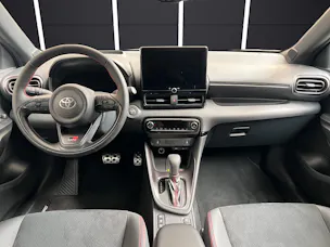 Toyota Yaris 1.5 VVT-i HSD GR Sport