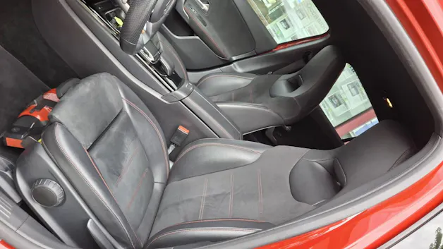 Mercedes-Benz A 250 AMG Line 4m Limousine